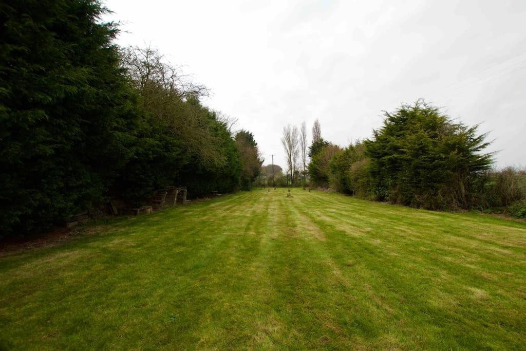 Spacious 5 Bed In The Countryside, Close To Frinton-On-Sea Kirby Cross Zewnętrze zdjęcie