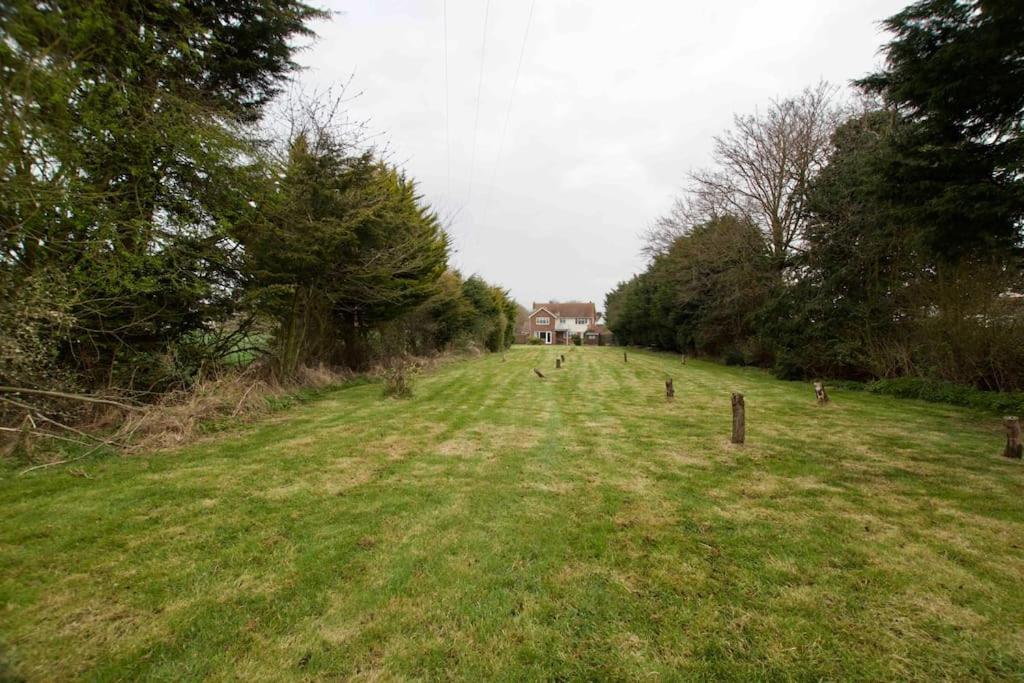 Spacious 5 Bed In The Countryside, Close To Frinton-On-Sea Kirby Cross Zewnętrze zdjęcie